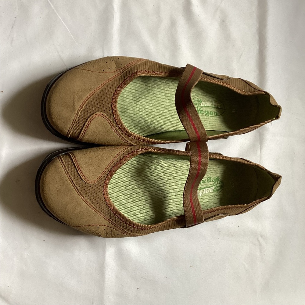 Earth Vegan Sz. 9.5, Smokey Brown